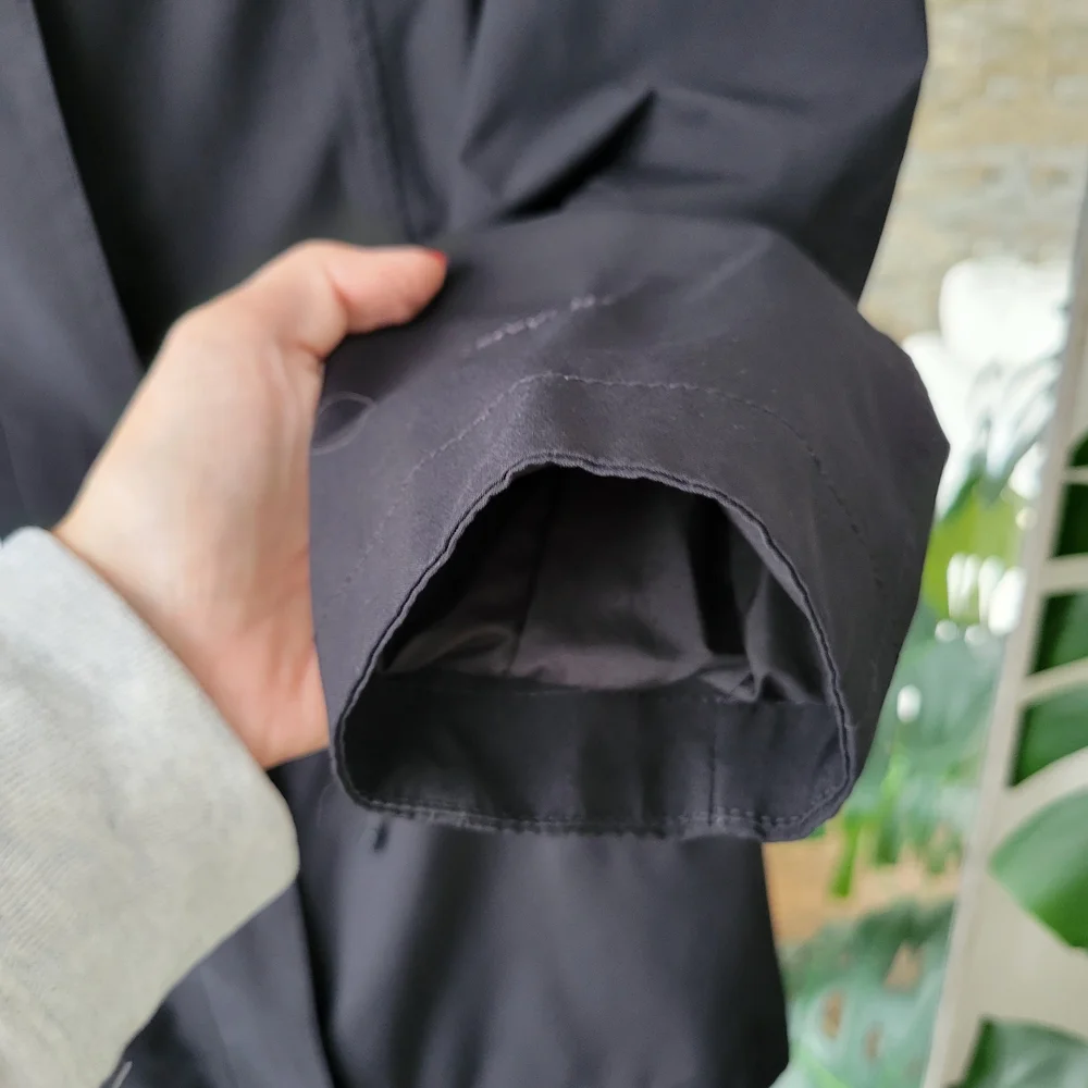 🍃The North Face Women's Black Windbreaker - Picture 5 of 12